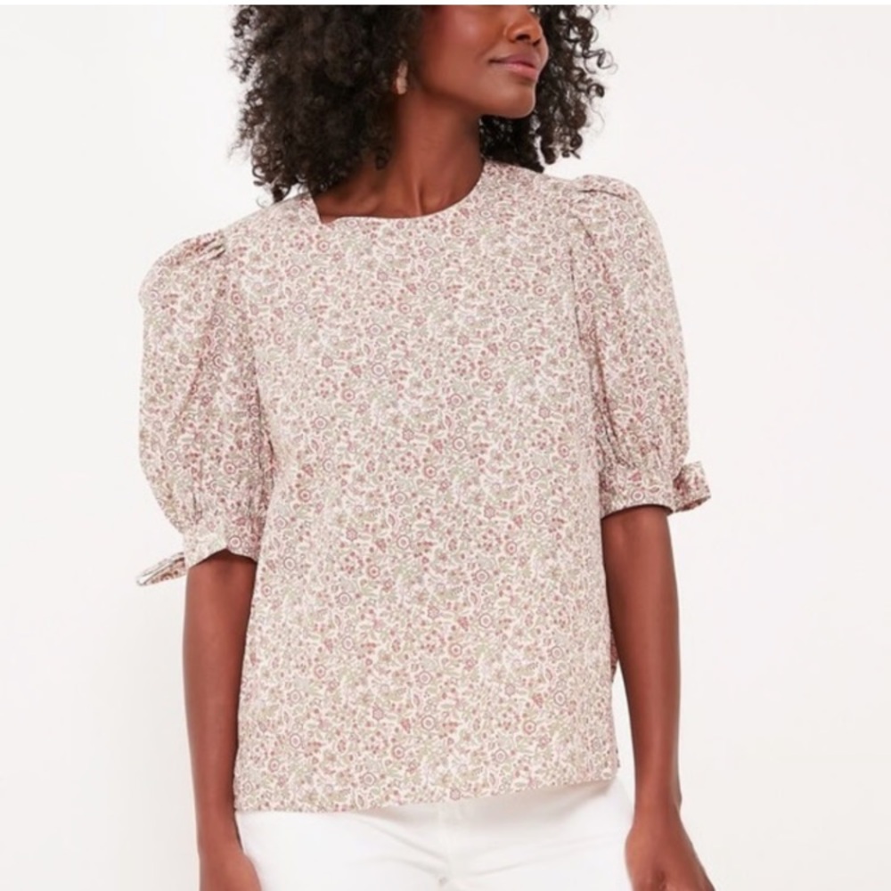 New: Hyacinth House Fiona Puff Sleeve Tie Blouse. Ditsy Floral. Size XS